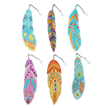 Carica l'immagine nel visualizzatore di Gallery, Fai da te a mano Art Diamond Painting Segnalibro Feather Series
