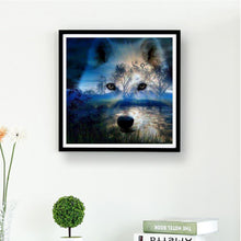 Carica l'immagine nel visualizzatore di Gallery, Lupo animale - pittura di diamante completo - 30x30cm