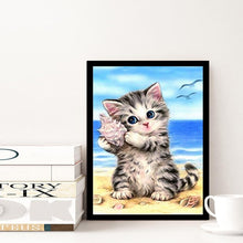 Carica l'immagine nel visualizzatore di Gallery, Gatto lumaca di mare - diamante rotondo - 40x30cm