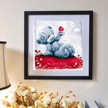 Carica l'immagine nel visualizzatore di Gallery, Orso d'amore - diamante rotondo - 30x30cm