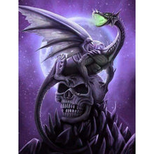 Carica l'immagine nel visualizzatore di Gallery, Male teschio drago - pittura di diamante completo - 30x40cm