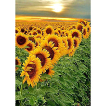 Carica l'immagine nel visualizzatore di Gallery, Girasole - diamante rotondo - 30x40cm