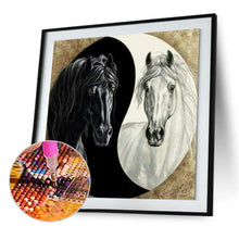 Carica l'immagine nel visualizzatore di Gallery, Cavallo - pittura completa di diamanti - 30x30cm