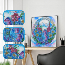 Carica l'immagine nel visualizzatore di Gallery, Strass Cristallo - Farfalla Blu 30x30CM