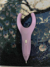 Carica l'immagine nel visualizzatore di Gallery, Penna Diamond painting dalla forma ergonomica