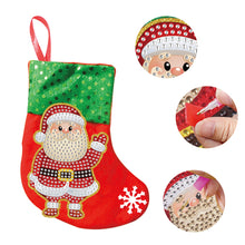 Carica l'immagine nel visualizzatore di Gallery, 3 pendenti pendenti con calza di Natale