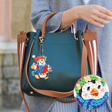 Carica l'immagine nel visualizzatore di Gallery, 6pcs Regali di Natale Pittura diamante Portachiavi fai da te Portachiavi a forma speciale