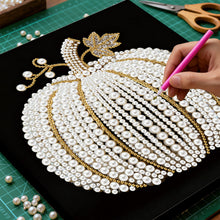 Carica l'immagine nel visualizzatore di Gallery, Pumpkin-Partial Pearl Painting Kit with Frame-25x25cm

